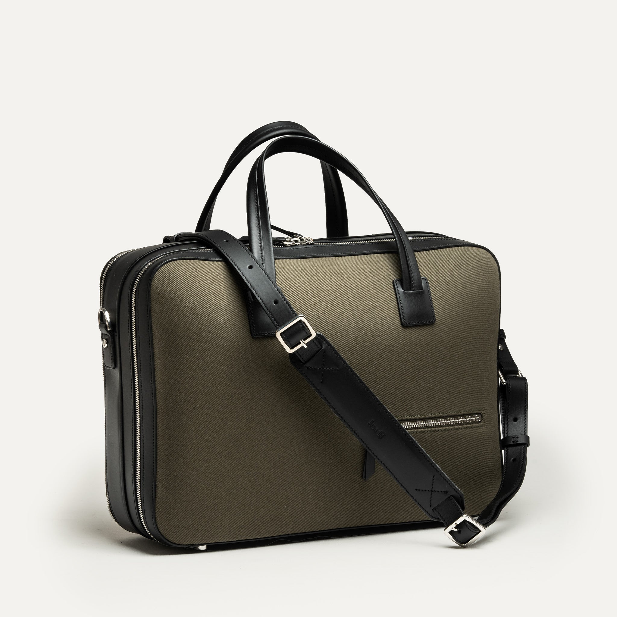 sac à bandoulière homme en toile kaki et cuir noir