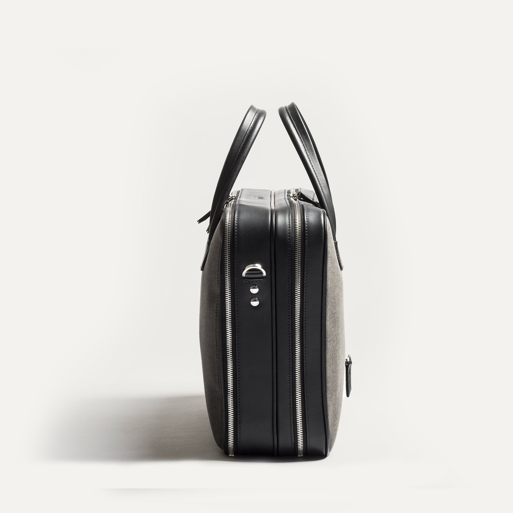 lundi 36-hour Travel Bag | CONALLY Gray & Black