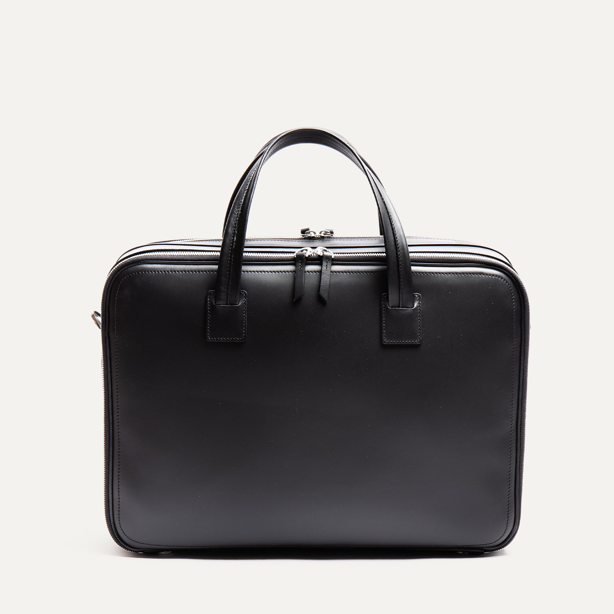 lundi 36-hour travel bag | BELLECOURT black